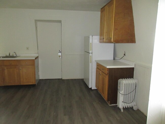 Building Photo - 80 Cleghorn St