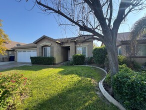 Building Photo - 5109 Silver Clover Ave