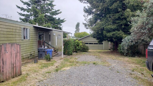 Building Photo - Single Family Home In McKinleyville!