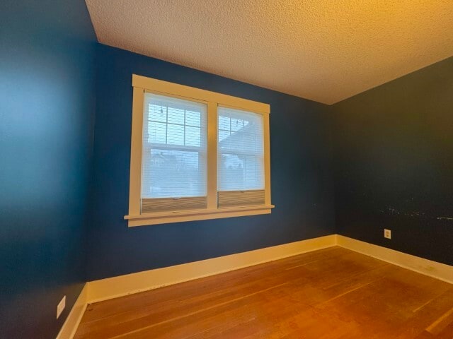 Building Photo - 260 Pine St