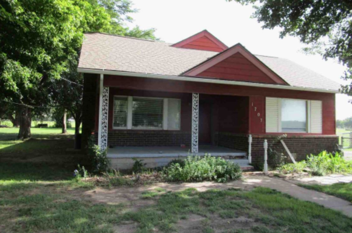 1707 E Woodson St, El Reno, OK 73036 House Rental in El Reno, OK