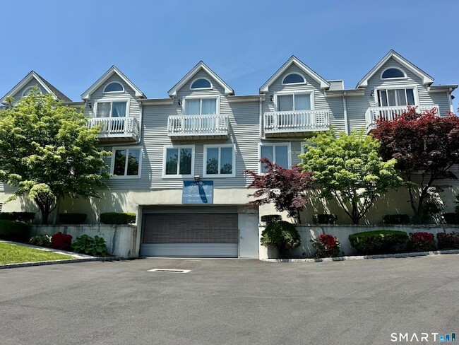 Photo - 115 Flax Hill Rd Townhome