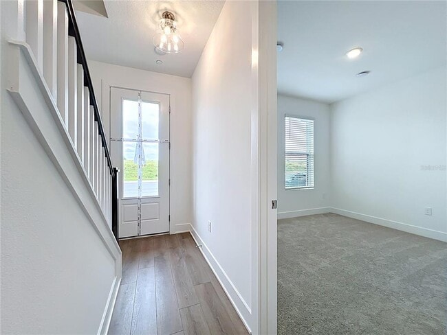 Building Photo - 15465 Hamlin Pk Dr