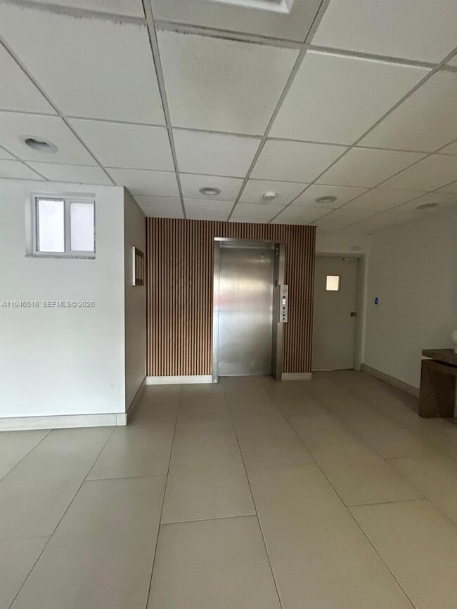 Foto del edificio - 1666 West Ave