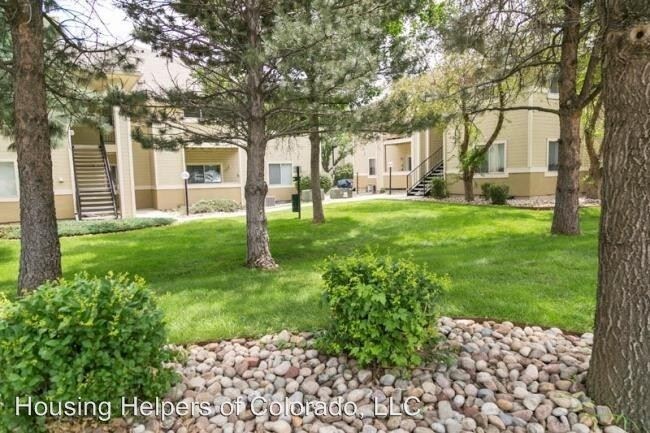 Building Photo - 2776 Moorhead Ave