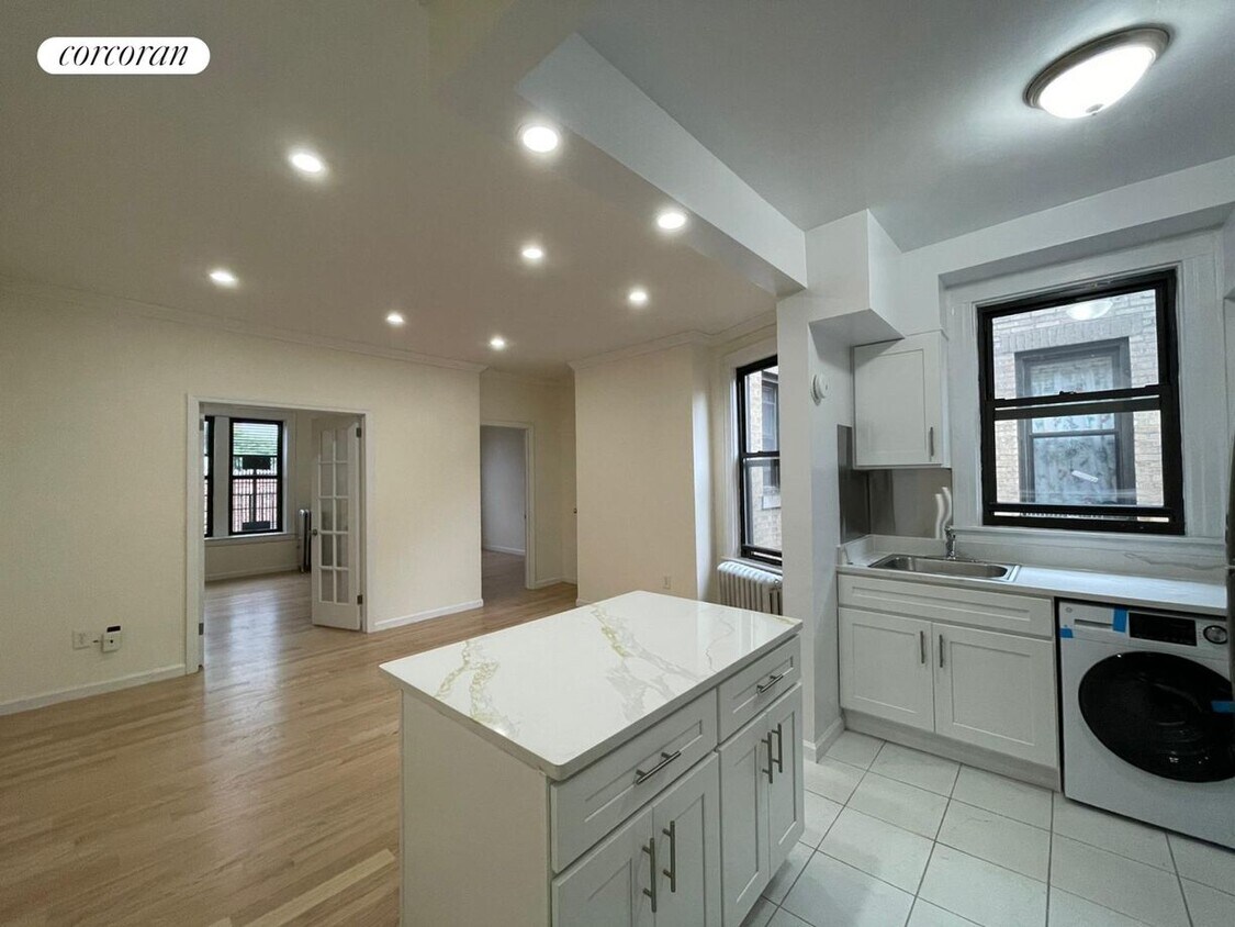 Primary Photo - 51-15 Skillman Ave