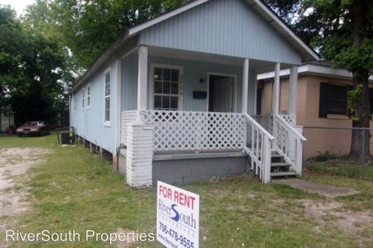 Primary Photo - 2706 Thomas St