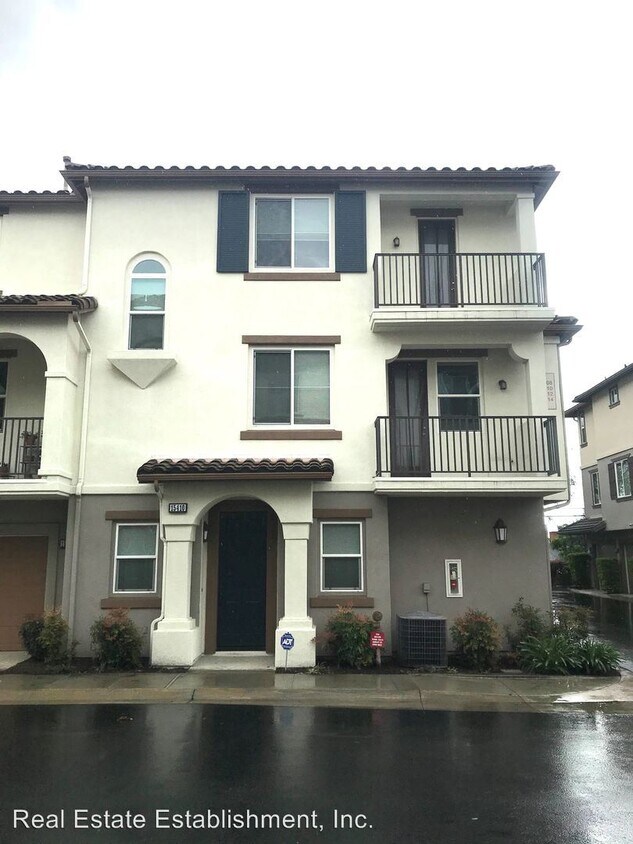 Foto principal - 3 br, 3 bath House - 15410 Ashley Court