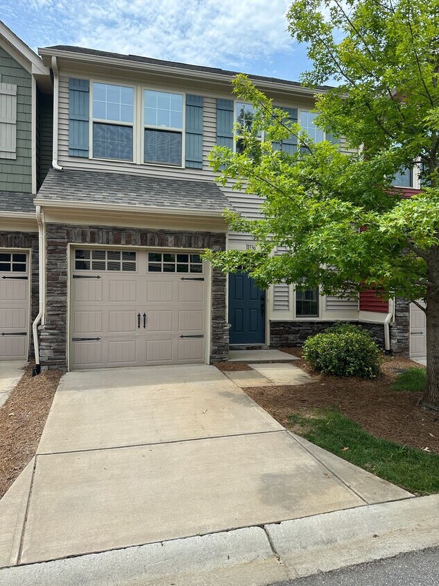 Primary Photo - Townhome in Edison Square