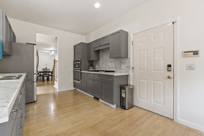 Foto del edificio - 5 Maple Ridge Dr