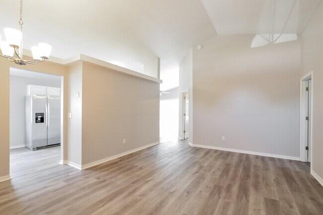 Building Photo - 2056 Cobblefield Cir