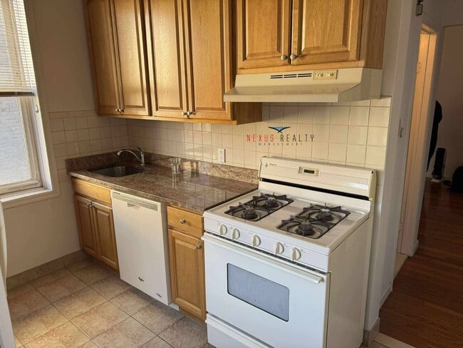 Foto del edificio - 30-26 35th St