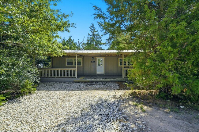 Foto del edificio - 11351 Oak Lake Rd