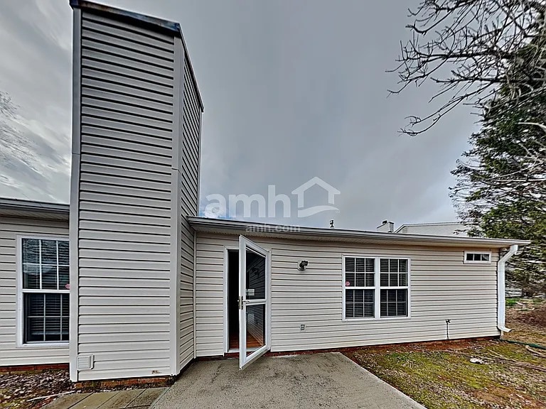 Primary Photo - 23 Ashridge Way