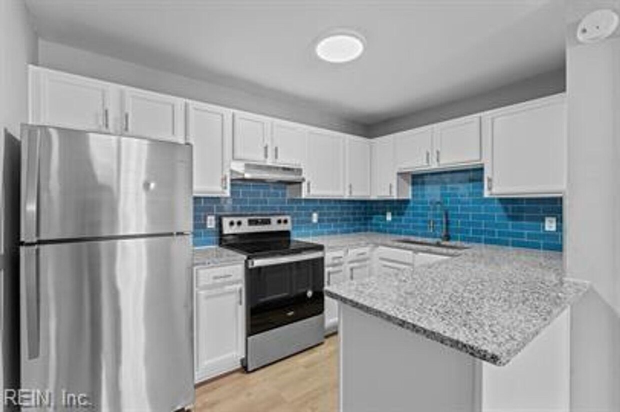 Foto principal - 9609 18th Bay St