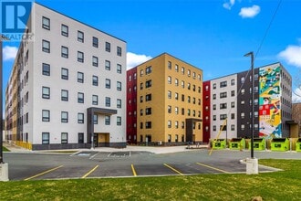 Building Photo - 10 Lambe's Ln