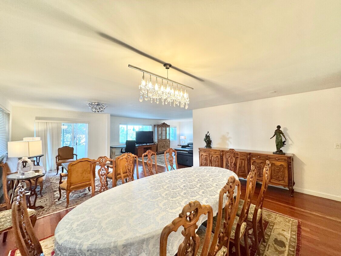 Foto principal - 10655 Wilshire Blvd