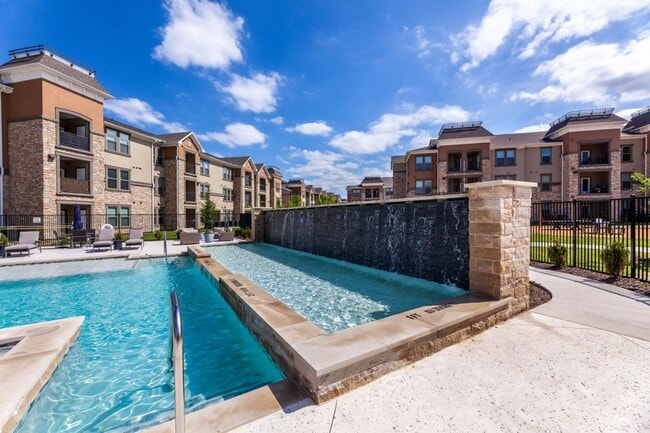 Foto del edificio - Luxia Grand Prairie