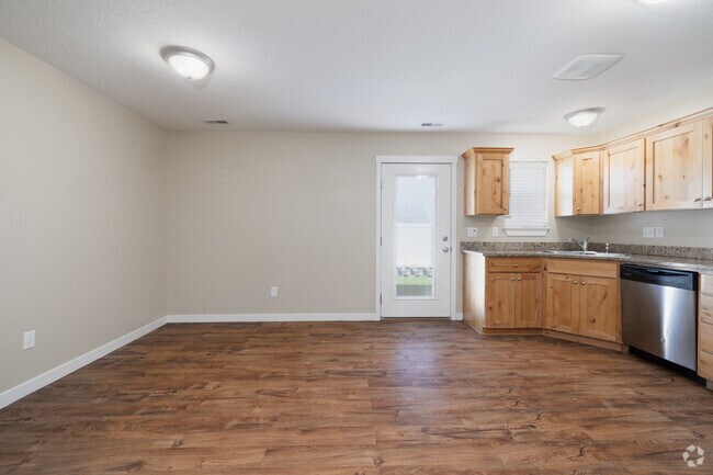 3 habitaciones, 2,5 baños - 137 m² - Comedor - Meadowcreek Townhomes
