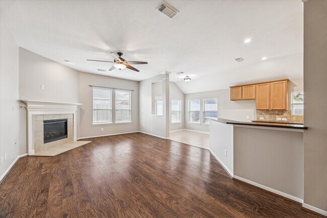 Foto del edificio - 19223 Fisher Ridge Ln