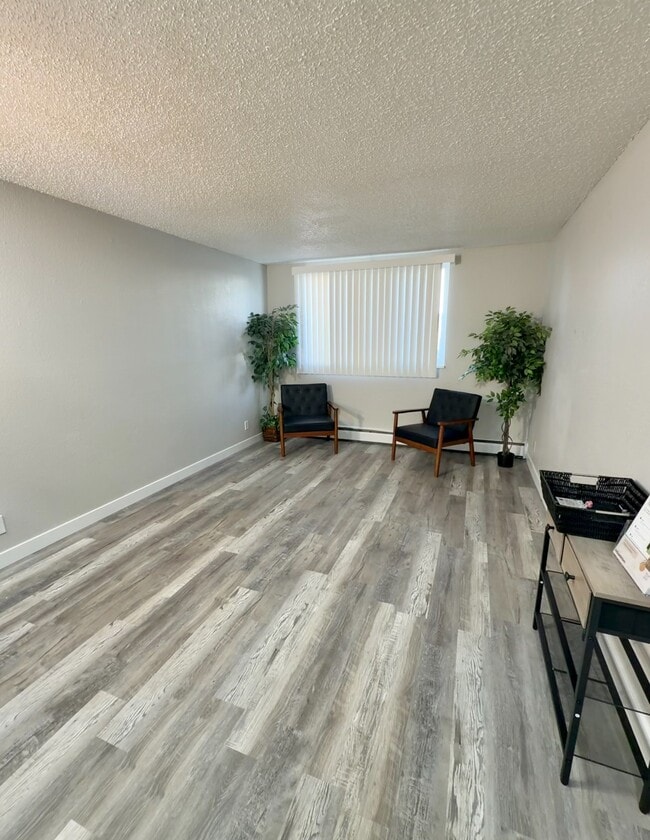 Building Photo - Marmont Springs Apartments