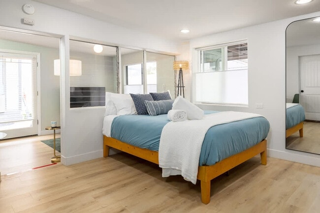 Foto del edificio - 722 Arbuckle Pl