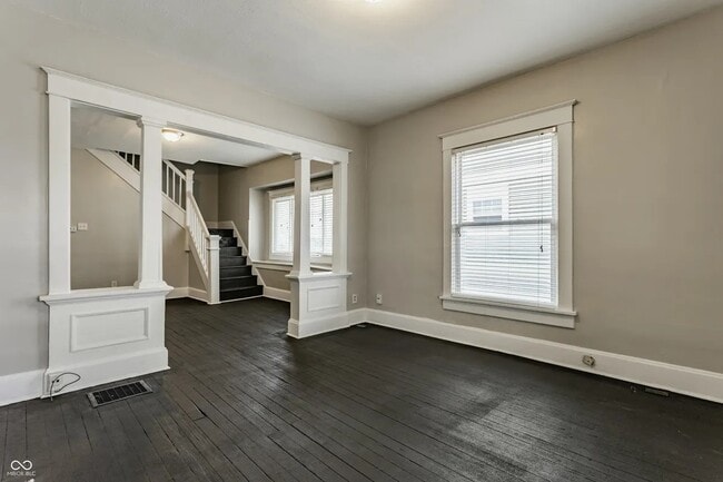 Building Photo - 1624 Yandes St