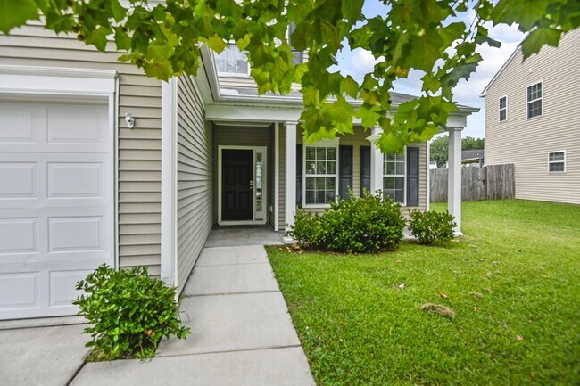 Foto del edificio - 465 Green Park Ln