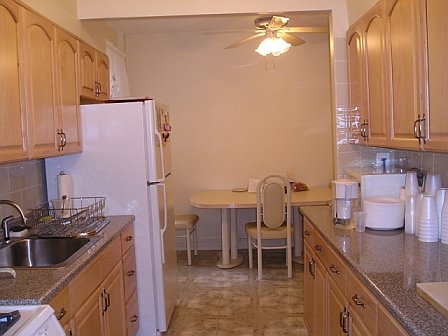 Kitchen - 829 E 10th St