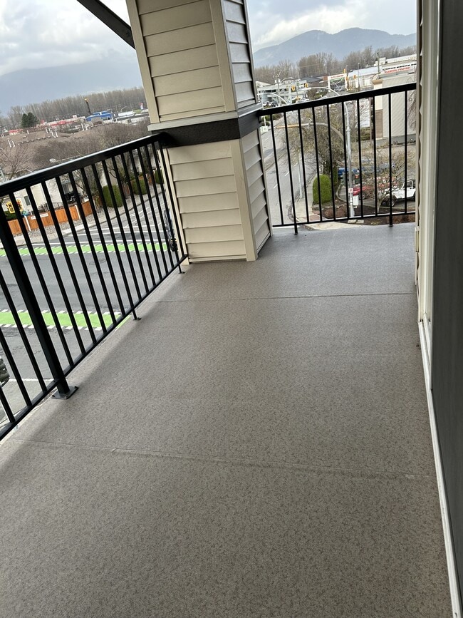 Building Photo - 7556-7556 Topaz Dr