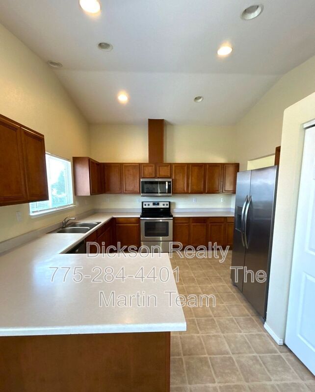 Foto del edificio - 2435 Mammatus Dr