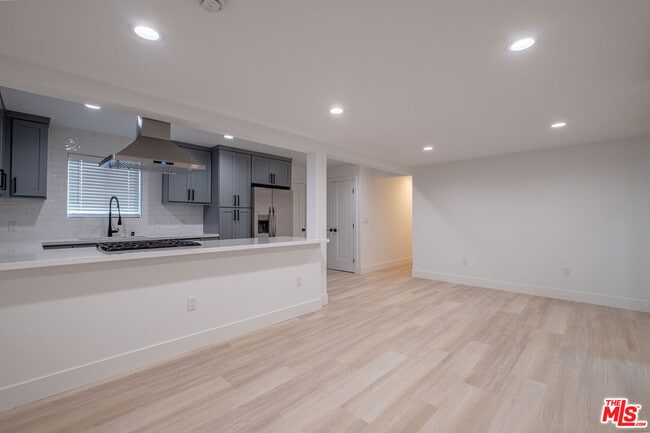 Foto del edificio - 2107 Pullman Ln