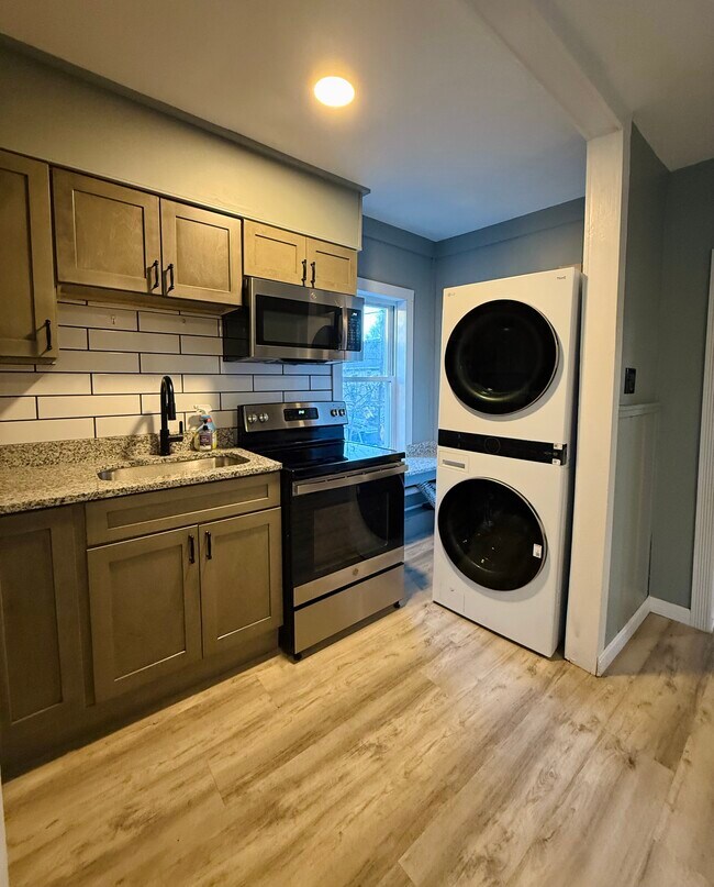 In-Unit Brand New Wash & Dryer - 69 Winchester St