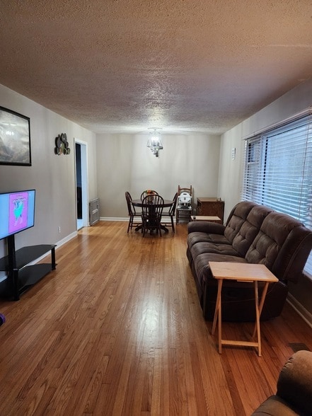 Foto del edificio - 910 Bragg Cir