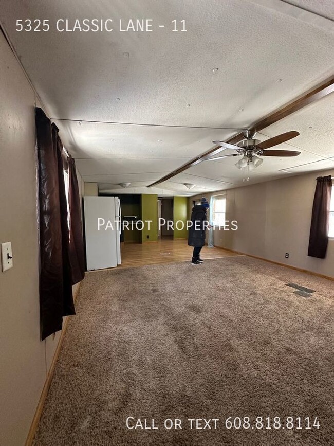 Building Photo - 5325 Classic Ln