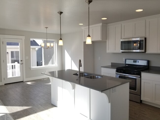 Building Photo - New Home at Horizon Heights in Herriman