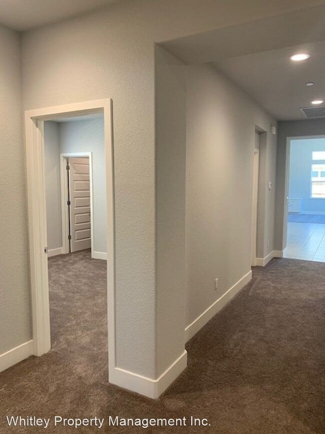 Building Photo - 3 br, 2.5 bath House - 3128 Adelaide Loop
