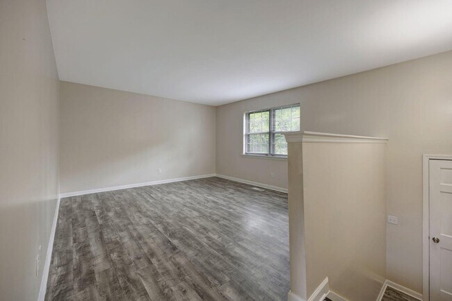 Foto del edificio - 1823 Julian Ridge Rd