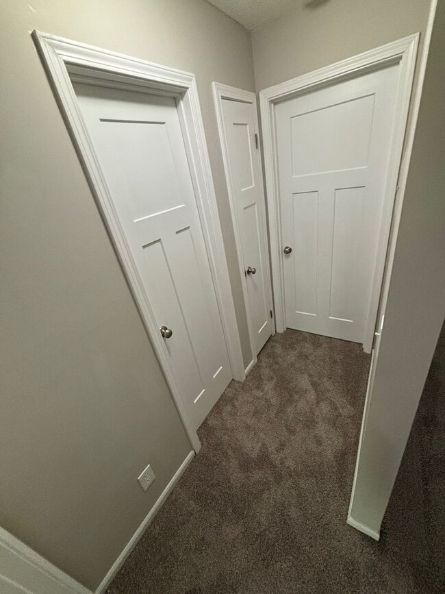 Building Photo - 1231-1237 60th Street SE