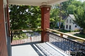 Building Photo - 2072 W 95th St