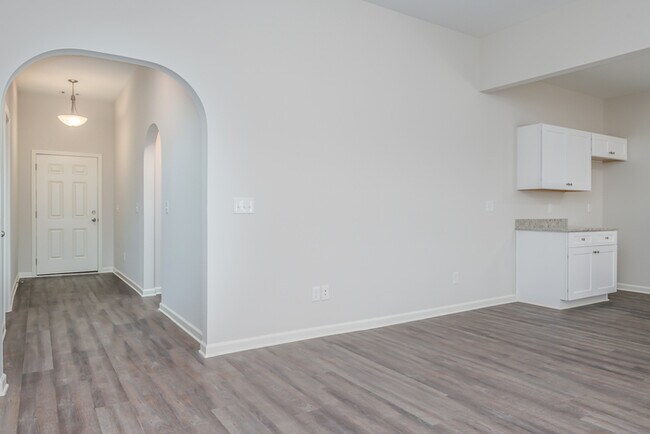 Building Photo - 125 Brownstone Loop