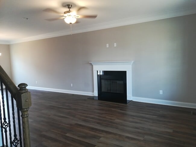 Building Photo - 8120 Equinox Ln.