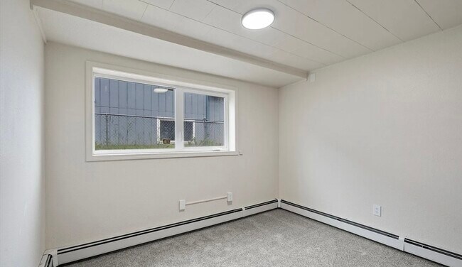 Foto del edificio - 1117 Karluk St