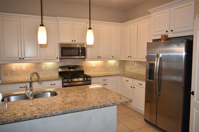Foto del edificio - 29027 Crystal Rose Ln
