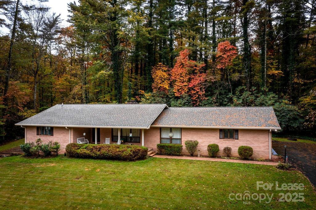 Foto principal - 102 Arbor Ln