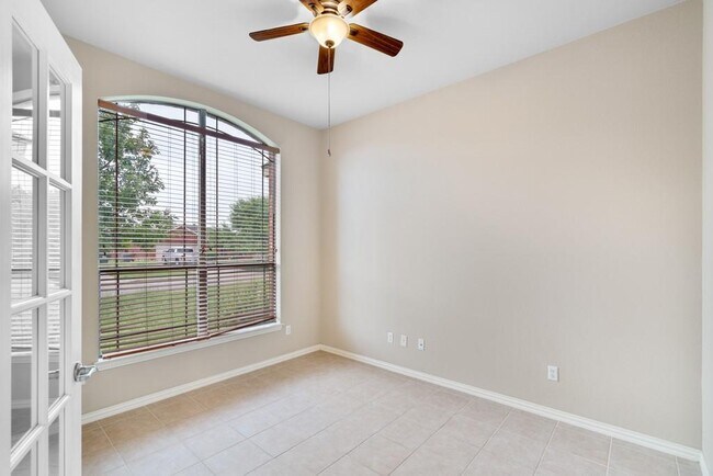 Building Photo - 187 Prairie Dawn