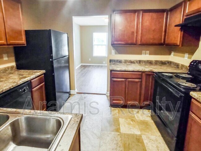 Building Photo - 3581 Rock Ridge Dr