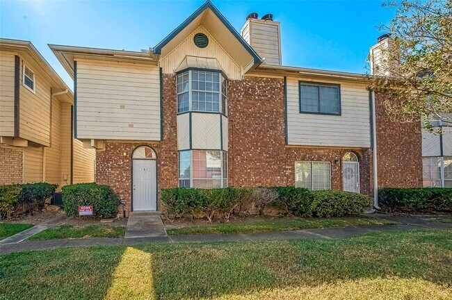 Building Photo - 8310 Wild Rose St