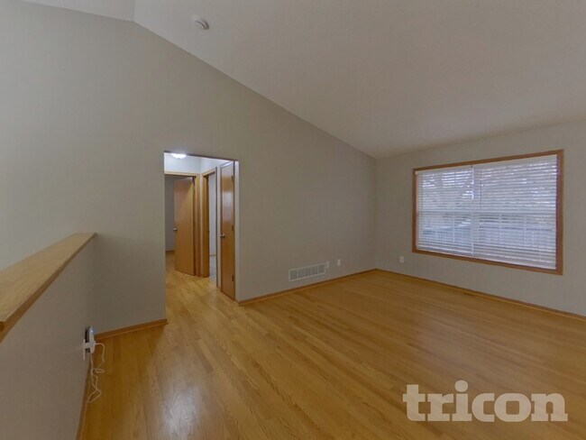 Foto del edificio - 5535 Highland Trail
