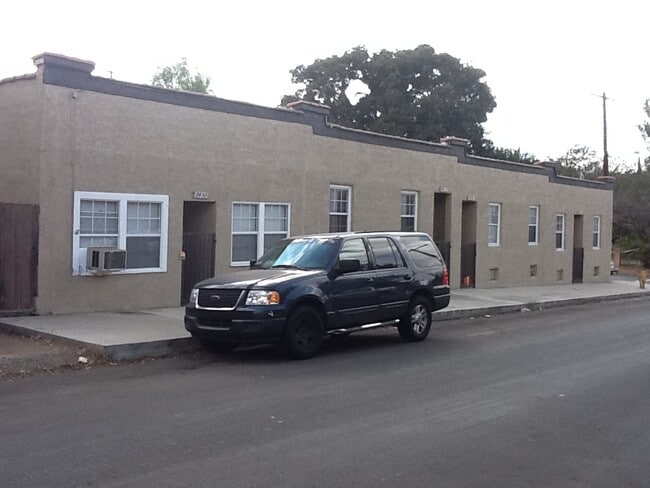 Building Photo - 8456 Fenwick St